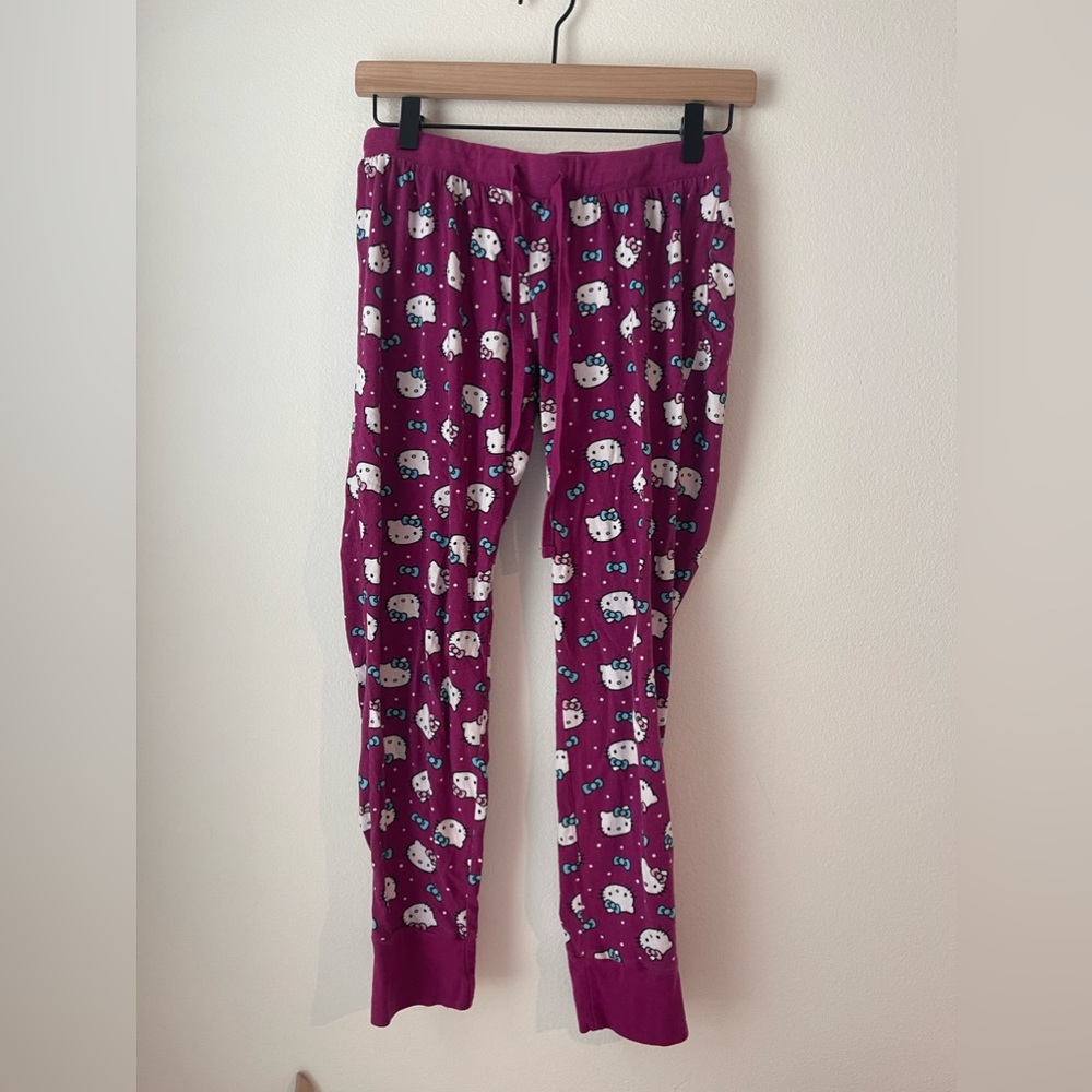 Hello Kitty Sanrio purple jogger Pajama bottoms Size M